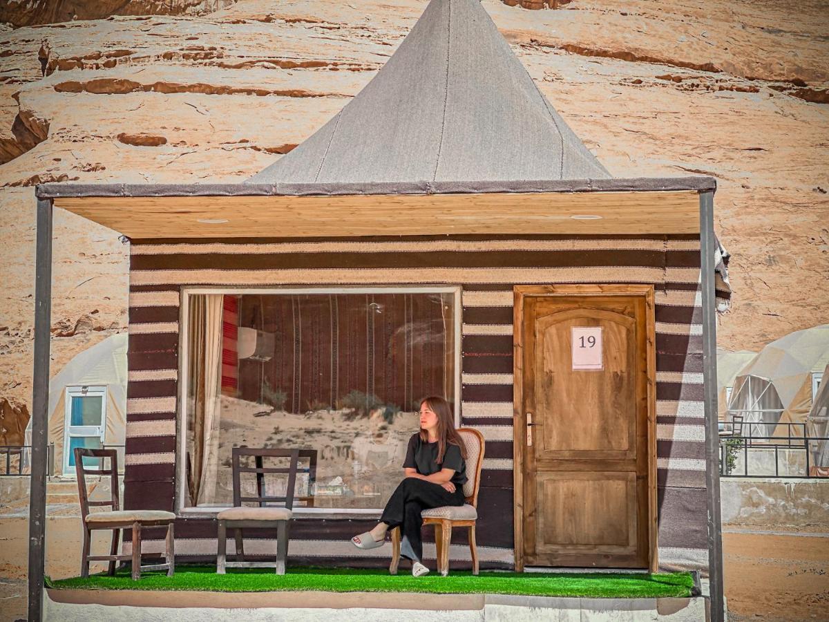 Tower Rum Camb Wadi Rum Exterior foto