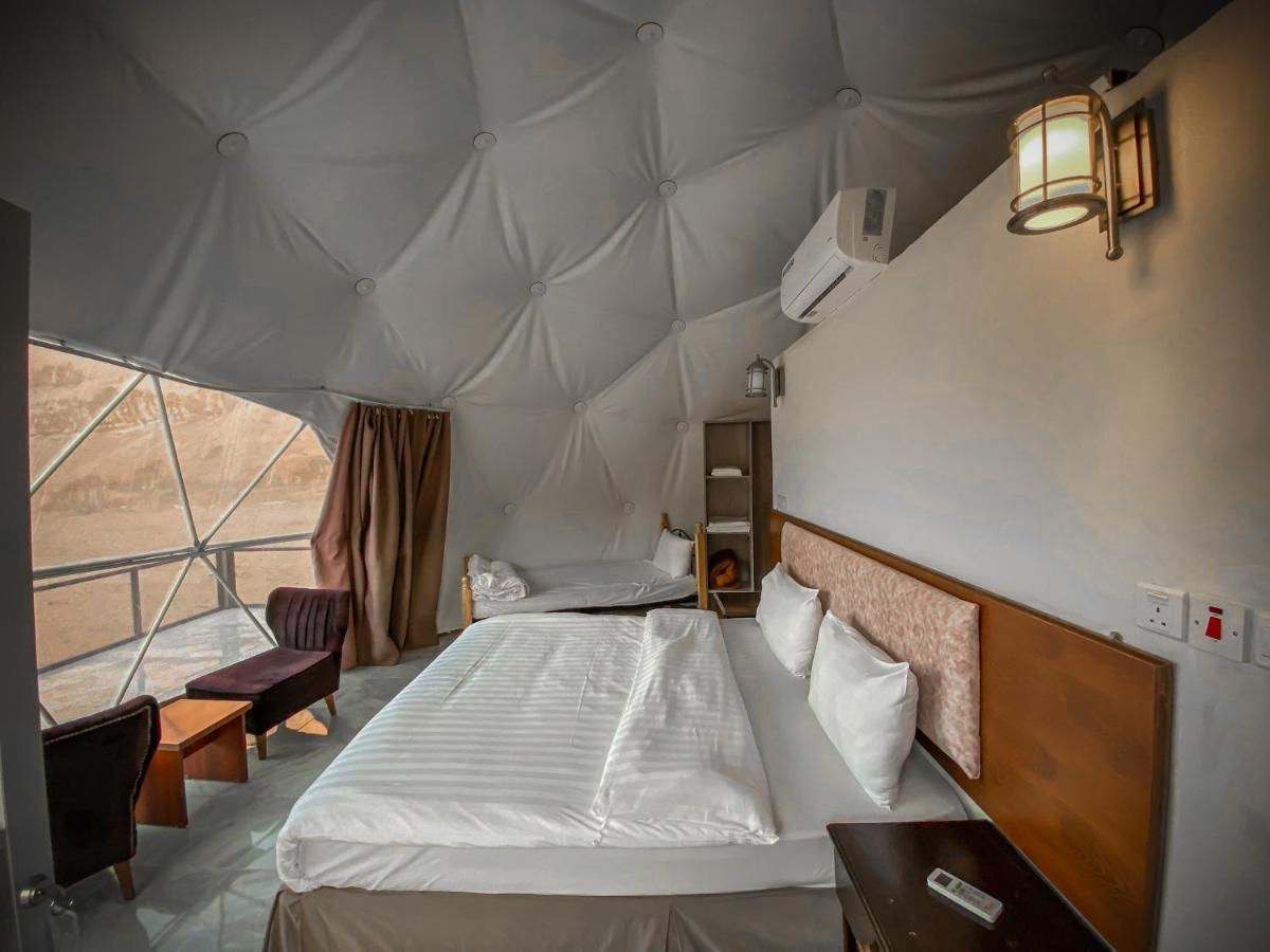 Tower Rum Camb Wadi Rum Exterior foto